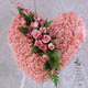 kalp pano karankil ve güller   Batman internetten çiçek siparişi 