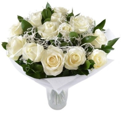 15 beyaz gül buketi sade aşk  Batman çiçek satışı 